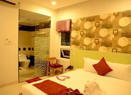 Red Diamond Hotel Da Nang