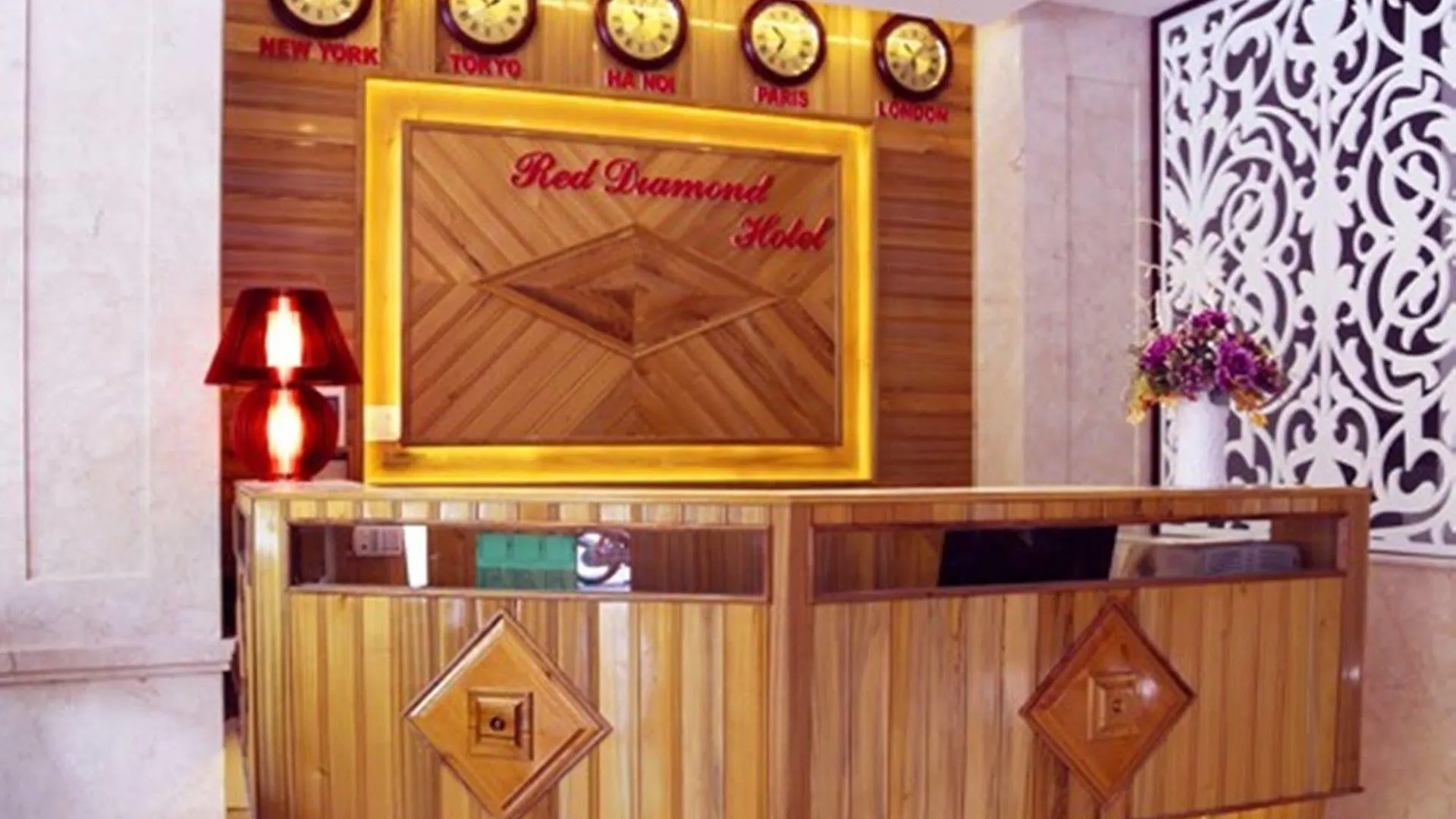 Red Diamond Hotel Da Nang